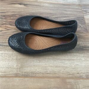 Clarks - Indigo black genuine leather flats size 6.5